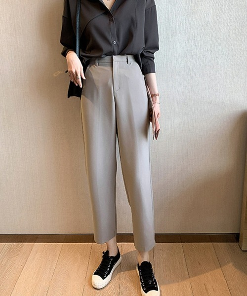 SEU（エスイーユー）の「【きちんとしたい日に、迷わず選べる】 ゆるシルエット 長袖シャツブラウス ゆったり 【オフィスカジュアル】【きれいめカジュアル】 レディース韓国風 春服 秋服 冬服（シャツ/ブラウス・レディース・ホワイト/チャコール/ベージュ・フリー）」の10枚目の写真