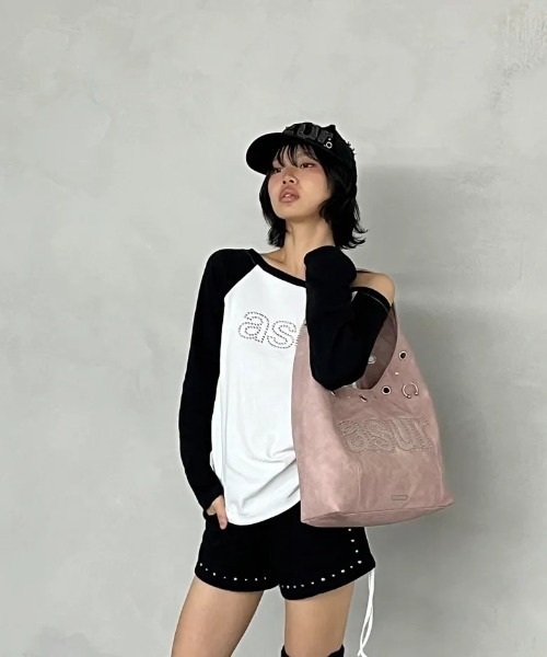 as you are(アズユーアー)の「◇ASYOUARE◇ブランド直輸入正規品/AU ボートネック シャーリング ロングスリーブ AU BOAT NECK SHIRRING LONG SLEEVE(Tシャツ/カットソー・レディース・ホワイト/グレー・FREE)」の5枚目の写真
