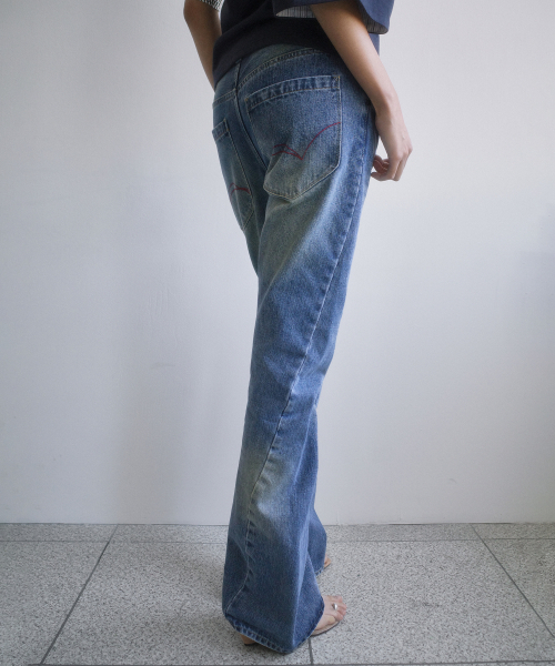 PORTERNA(ポルテナ)の「TWISTED BOOTS CUT DENIM JEANS-BLUE(デニムパンツ・レディース・その他・SMALL/MEDIUM/LARGE)」の11枚目の写真