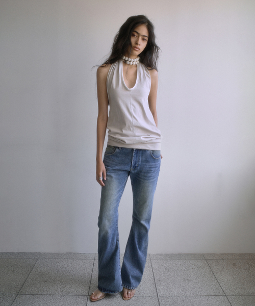 PORTERNA(ポルテナ)の「TWISTED BOOTS CUT DENIM JEANS-BLUE(デニムパンツ・レディース・その他・SMALL/MEDIUM/LARGE)」の17枚目の写真