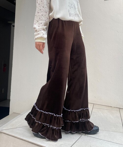HELLO.SANFRANCISCO(ハローサンフランシスコ)の「【HELLO.SANFRANCISCO】ベロアメロウフレアパンツ(その他パンツ・レディース・ブラウン/ピンク/ブルー・SMALL/MEDIUM)」の1枚目の写真