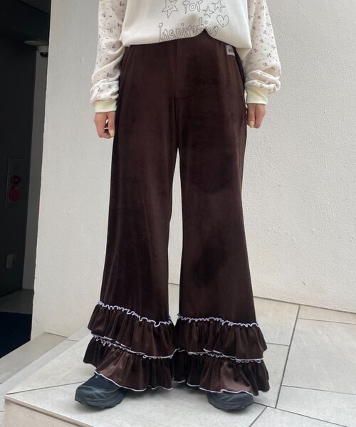 HELLO.SANFRANCISCO(ハローサンフランシスコ)の「【HELLO.SANFRANCISCO】ベロアメロウフレアパンツ(その他パンツ・レディース・ブラウン/ピンク/ブルー・SMALL/MEDIUM)」の5枚目の写真