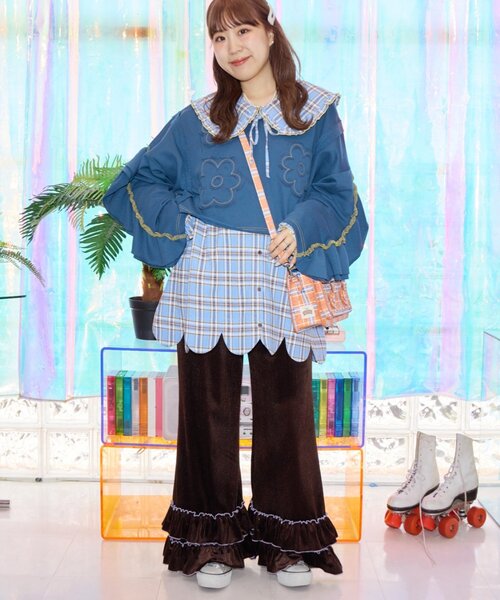 HELLO.SANFRANCISCO(ハローサンフランシスコ)の「【HELLO.SANFRANCISCO】ベロアメロウフレアパンツ(その他パンツ・レディース・ブラウン/ピンク/ブルー・SMALL/MEDIUM)」の11枚目の写真