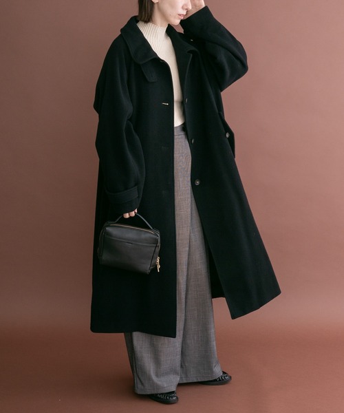 ITEMS URBANRESEARCH(アイテムズ アーバンリサーチ)の「尾州ウールスタンドカラーコート(チェスターコート・レディース・ブラック/ブラウン/グレー系その他・FREE)」の2枚目の写真
