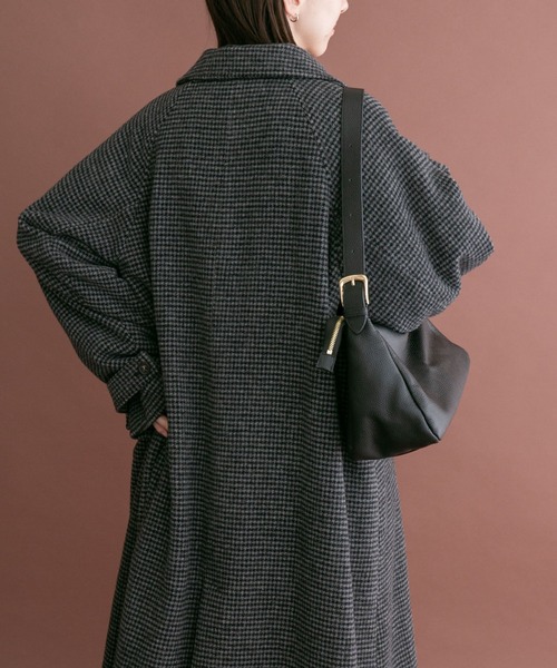 ITEMS URBANRESEARCH(アイテムズ アーバンリサーチ)の「尾州ウールスタンドカラーコート(チェスターコート・レディース・ブラック/ブラウン/グレー系その他・FREE)」の6枚目の写真