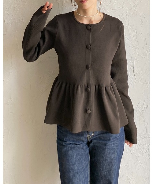She's Closet(シーズクローゼット)の「長袖 前ボタン ペプラムニットカーディガン(カーディガン/ボレロ・レディース・ブラウン/アイボリー/チャコールグレー/ブラック・FREE)」の9枚目の写真