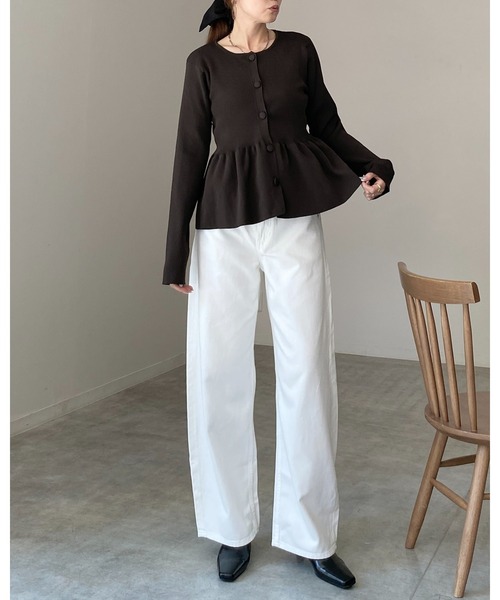 She's Closet(シーズクローゼット)の「長袖 前ボタン ペプラムニットカーディガン(カーディガン/ボレロ・レディース・ブラウン/アイボリー/チャコールグレー/ブラック・FREE)」の14枚目の写真