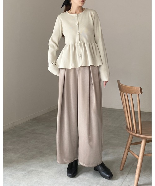 She's Closet(シーズクローゼット)の「長袖 前ボタン ペプラムニットカーディガン(カーディガン/ボレロ・レディース・ブラウン/アイボリー/チャコールグレー/ブラック・FREE)」の19枚目の写真