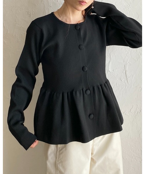 She's Closet(シーズクローゼット)の「長袖 前ボタン ペプラムニットカーディガン(カーディガン/ボレロ・レディース・ブラウン/アイボリー/チャコールグレー/ブラック・FREE)」の22枚目の写真