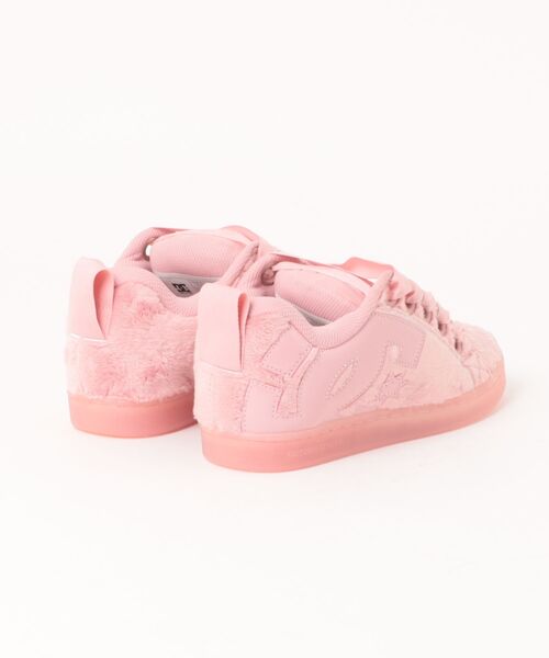 DC SHOES（ディーシーシューズ）の「DC SHOES ウィメンズ WS COURT GRAFFIK PUFF シューズ 【2026年秋冬モデル】（スニーカー・レディース・ブラック系その他/ピンク系その他・25cm/24.5cm/24cm/23.5cm/23cm）」の3枚目の写真