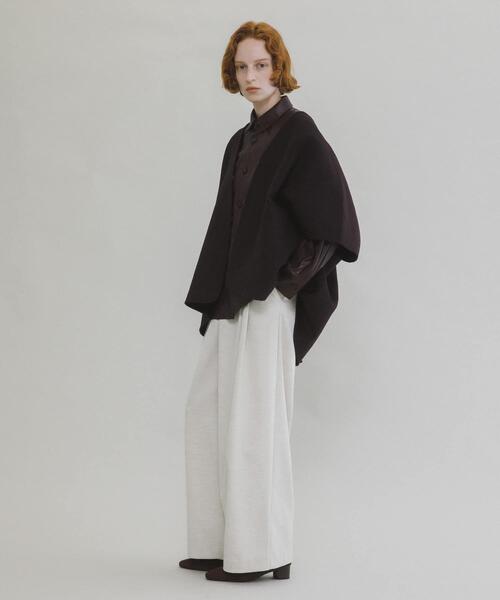LAATO(ラート)の「rever poncho coat(ポンチョ・レディース・ボルドー/ライトグレー・FREE)」の19枚目の写真