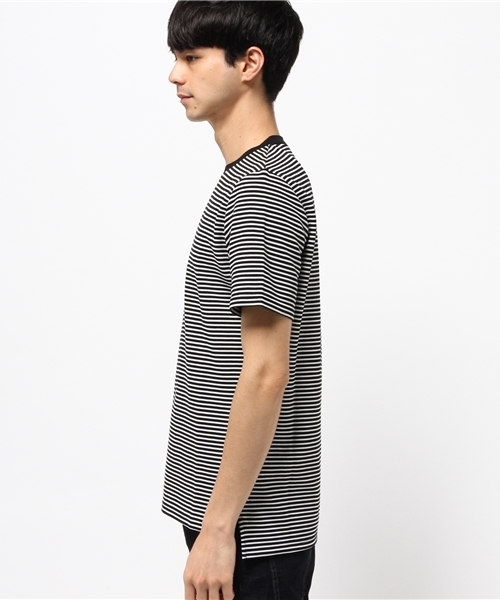 KATHARINE HAMNETT LONDON （キャサリンハムネットロンドン）の「RIPPLE BORDER SHORT / リップルボーダー ショート（Tシャツ/カットソー・メンズ・ブラック/グレー・S/L/M）」の3枚目の写真