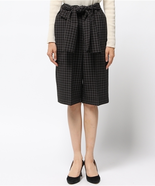 POU DOU DOU（プードゥドゥ）の「リボンベルト付きバミューダパンツ（その他パンツ・レディース・ダークグレー/ブラック/ダークブラウン・3）」の4枚目の写真