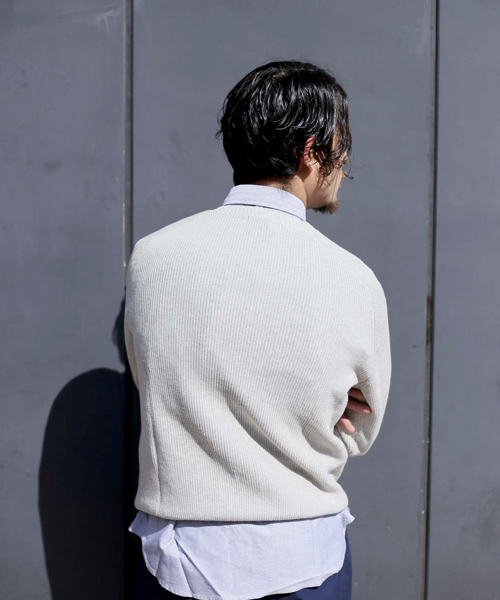 Denime（ドゥニーム）の「片畦クルーネックニット（ニット/セーター・メンズ・カーキ/グレー/ネイビー・MEDIUM/LARGE/X-LARGE）」の14枚目の写真