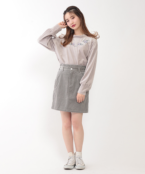 one after another NICE CLAUP(ワンアフターアナザーナイスクラップ)の「べロア刺繍PO(Tシャツ/カットソー・レディース・レッド系その他/ライトグレー/ブラック・FREE)」の21枚目の写真