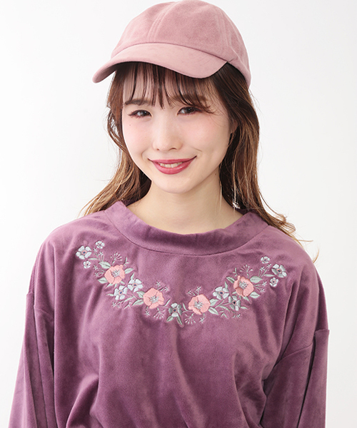 one after another NICE CLAUP(ワンアフターアナザーナイスクラップ)の「べロア刺繍PO(Tシャツ/カットソー・レディース・レッド系その他/ライトグレー/ブラック・FREE)」の16枚目の写真