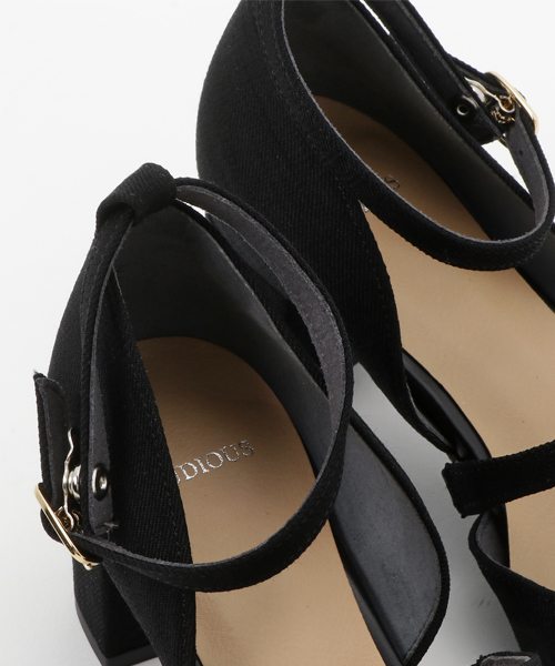 STUDIOUS（ステュディオス）の「リネンライクダブルチョーカーパンプス（パンプス・レディース・キャメル/ライトグレー/ブラック・MEDIUM/SMALL/LARGE）」の8枚目の写真