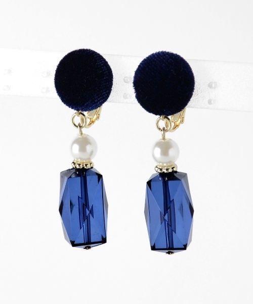 MAJESTIC LEGON（マジェスティックレゴン）の「【WEB限定価格】スクエアアクリルイヤリング（イヤリング・レディース・ネイビー/ボルドー・FREE）」の5枚目の写真