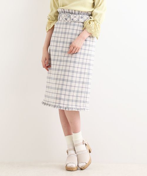 MAJESTIC LEGON（マジェスティックレゴン）の「ヘムフリルチェックIラインスカート（スカート・レディース・ピンク系その他2/ホワイト系その他2/ブルー系その他4・MEDIUM）」の2枚目の写真