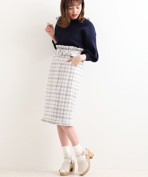 MAJESTIC LEGON（マジェスティックレゴン）の「ヘムフリルチェックIラインスカート（スカート・レディース・ピンク系その他2/ホワイト系その他2/ブルー系その他4・MEDIUM）」の12枚目の写真