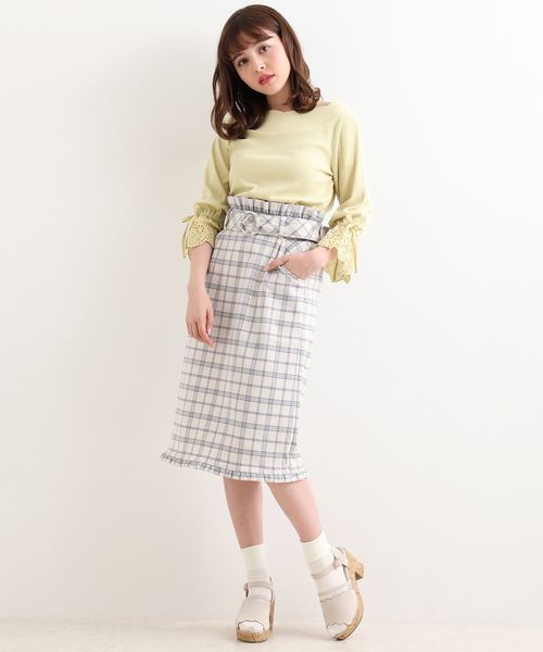 MAJESTIC LEGON（マジェスティックレゴン）の「ヘムフリルチェックIラインスカート（スカート・レディース・ピンク系その他2/ホワイト系その他2/ブルー系その他4・MEDIUM）」の13枚目の写真