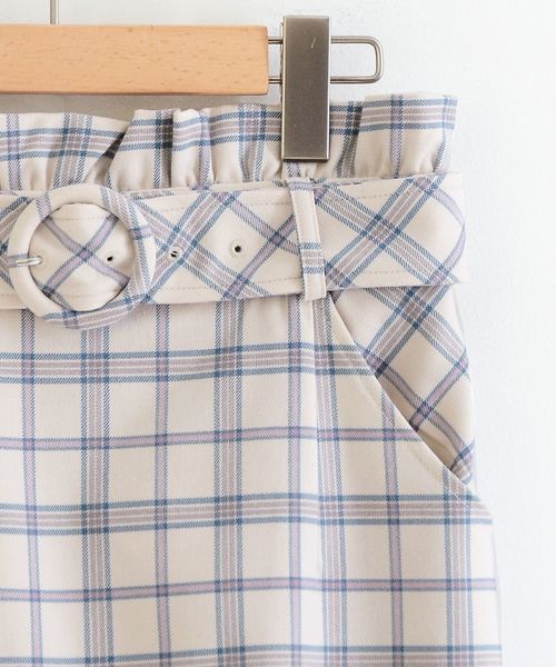 MAJESTIC LEGON（マジェスティックレゴン）の「ヘムフリルチェックIラインスカート（スカート・レディース・ピンク系その他2/ホワイト系その他2/ブルー系その他4・MEDIUM）」の17枚目の写真