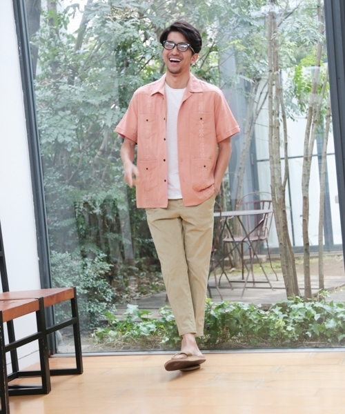 BAYFLOW(ベイフロー)の「BAYFLOW/刺繍キューバシャツ 18SS(シャツ/ブラウス・メンズ・ピンク/チャコール/ホワイト・MEDIUM/LARGE)」の4枚目の写真