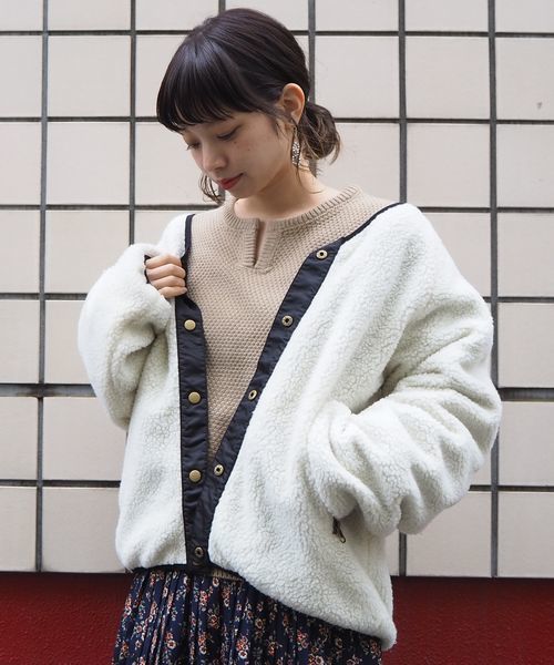 tiptop(ティップトップ)の「ボアナイロンリバーシブルブルゾン(ブルゾン・レディース・ブラック/オフホワイト/グレイッシュベージュ/キナリ・FREE)」の2枚目の写真