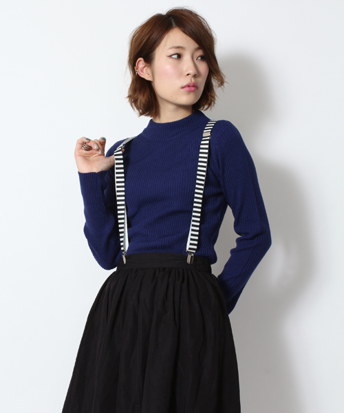 WEGO（ウィゴー）の「WEGO/リブハイネックニット（ニット/セーター・レディース・オフホワイト/ブラック/ブラック系その他/ネイビー/レッド/杢グレー/ブルー・FREE）」の6枚目の写真