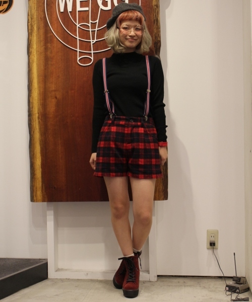 WEGO（ウィゴー）の「WEGO/リブハイネックニット（ニット/セーター・レディース・オフホワイト/ブラック/ブラック系その他/ネイビー/レッド/杢グレー/ブルー・FREE）」の16枚目の写真