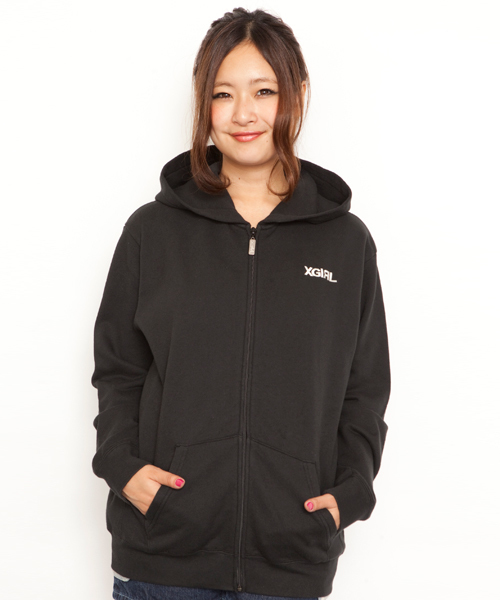 X-girl（エックスガール）の「BASIC SWEAT ZIP HOODIE（パーカー・レディース・ブラック/アッシュグレー/ネイビー/イエロー/ピンク・1/2）」の2枚目の写真