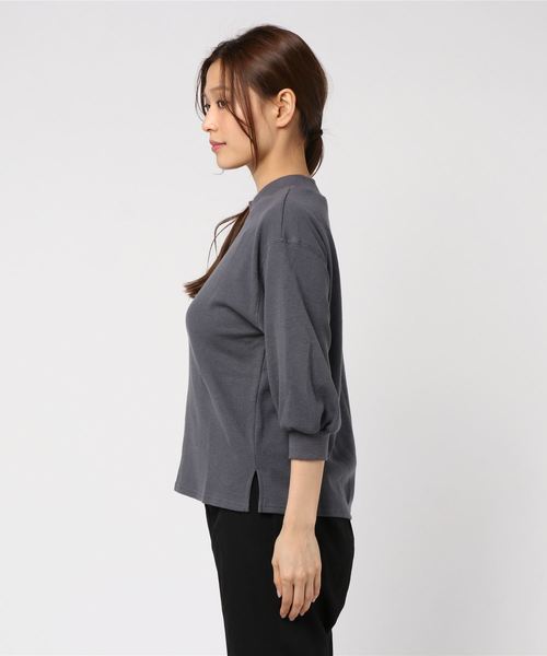 one way(ワンウェイ)の「タックボリュームスリーブワッフル(Tシャツ/カットソー・レディース・ホワイト/ブラック/ベージュ/ライトグリーン・M)」の6枚目の写真