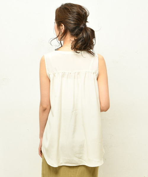 DouDou（ドゥドゥ）の「タンクブラウス（シャツ/ブラウス・レディース・アイボリー/グレー/ブラウン/ネイビー・FREE）」の22枚目の写真