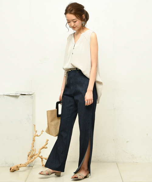 DouDou（ドゥドゥ）の「タンクブラウス（シャツ/ブラウス・レディース・アイボリー/グレー/ブラウン/ネイビー・FREE）」の12枚目の写真