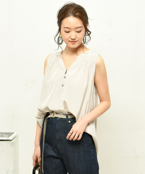 DouDou（ドゥドゥ）の「タンクブラウス（シャツ/ブラウス・レディース・アイボリー/グレー/ブラウン/ネイビー・FREE）」の17枚目の写真