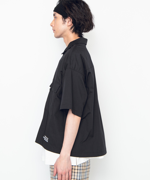 WEGO（ウィゴー）の「WEGO/クロップド5分袖ワークポプリンシャツ（シャツ/ブラウス・メンズ・ブラック/ベージュ/カーキ・MEDIUM/LARGE）」の13枚目の写真