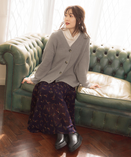 GLOBAL WORK(グローバルワーク)の「BEAUTEEクシュタートルプルオーバー/856556(Tシャツ/カットソー・レディース・ホワイト/ブラック/ブラウン系その他7/グリーン系その他3/ベージュ/ダークブラウン・SMALL/MEDIUM/LARGE)」の19枚目の写真