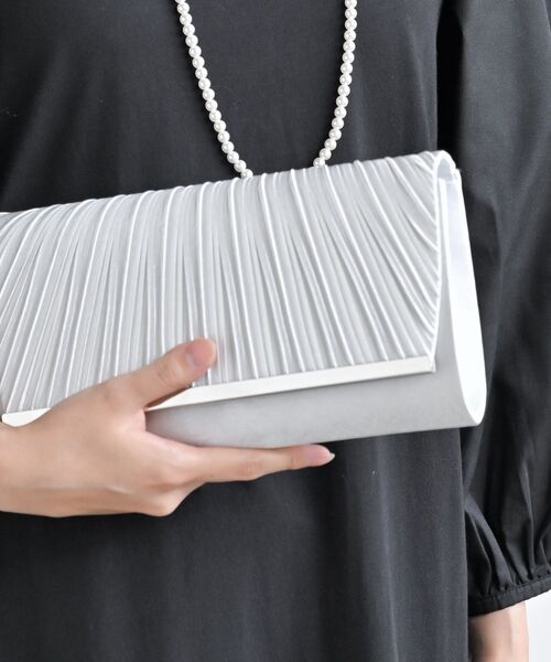 rps（アールピーエス）の「パーティーバッグ（クラッチバッグ・レディース・ベージュ/グレー/ブラック/チャコールグレー・フリー）」の14枚目の写真