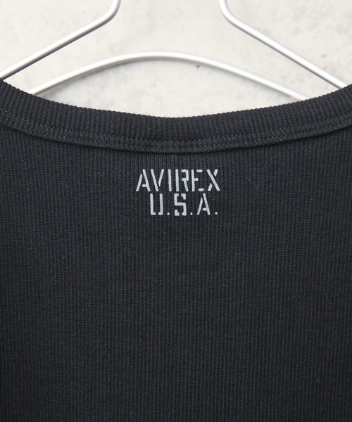 AVIREX(アヴィレックス)の「【6143501】AVIREX デイリー Vネック 半袖 Tシャツ(Tシャツ/カットソー・メンズ・ホワイト/チャコールグレー/ブラック/グレー/オリーブ/ロイヤルブルー・S/M/L/XL)」の22枚目の写真