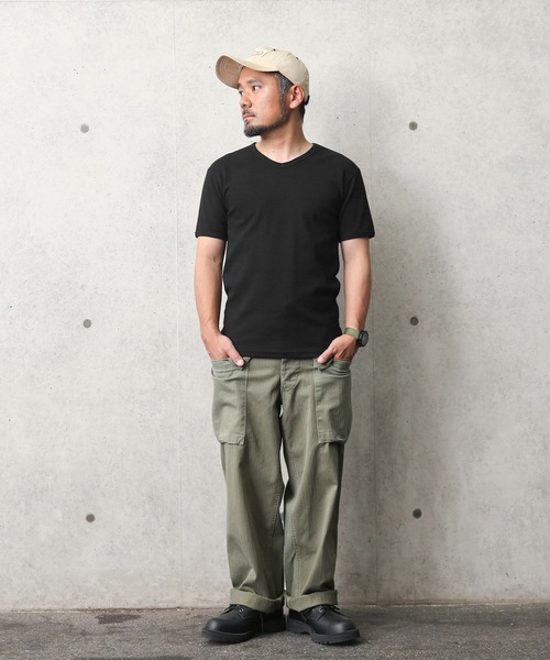 AVIREX(アヴィレックス)の「【6143501】AVIREX デイリー Vネック 半袖 Tシャツ(Tシャツ/カットソー・メンズ・ホワイト/チャコールグレー/ブラック/グレー/オリーブ/ロイヤルブルー・S/M/L/XL)」の16枚目の写真