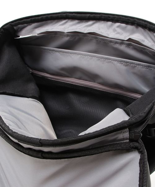 adidas(アディダス)の「adidas/アディダス リュック B4収納可 25リットル 62696(バックパック/リュック・メンズ・レッド系その他/ブルー系その他/ブラック・FREE)」の5枚目の写真