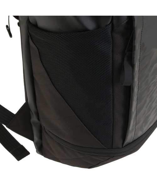 adidas(アディダス)の「adidas/アディダス リュック B4収納可 25リットル 62696(バックパック/リュック・メンズ・レッド系その他/ブルー系その他/ブラック・FREE)」の4枚目の写真