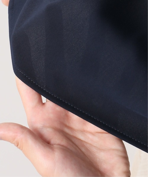 La TOTALITE（ラトータリテ）の「肩ボタンプルオーバー【手洗い可能】（シャツ/ブラウス・レディース・ホワイト/ネイビー/ウッド・FREE）」の20枚目の写真