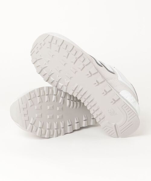 NEW BALANCE（ニューバランス）の「ML574（スニーカー・メンズ・ホワイト/レッド/ブルー・26.5cm/28.0cm/24.5cm/26.0cm/25.5cm/27.0cm/27.5cm/29.0cm/23.0cm/24.0cm/23.5cm/25.0cm/22.5㎝/28.5cm）」の6枚目の写真