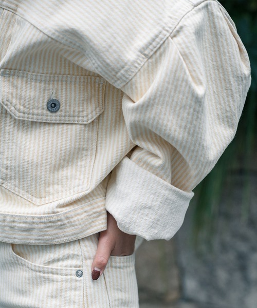 Levi's(リーバイス)の「LEVI'S(R) MADE&CRAFTED(R) PIPE STRAIGHT LMC SOLEIL(デニムパンツ・レディース・マルチ・23inch/25inch/24inch/26inch/29inch/30inch/28inch/27inch)」の17枚目の写真