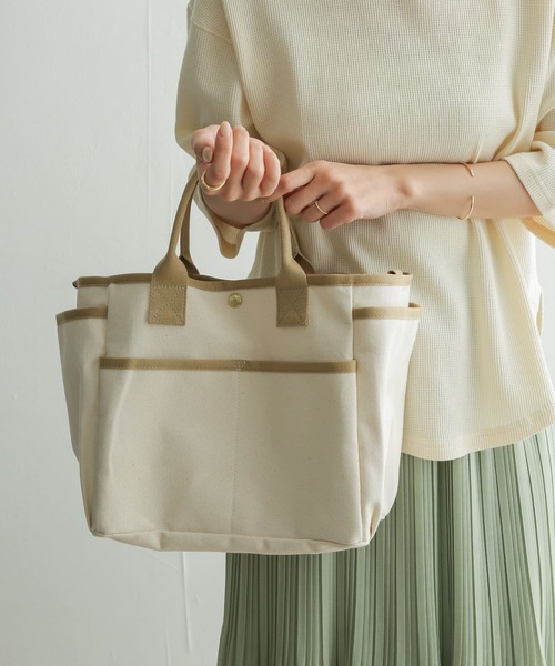 URBAN RESEARCH DOORS（アーバンリサーチドアーズ）の「【WEB限定】URBAN RESEARCH DOORS SELECT　ツールバッグ（トートバッグ・レディース・ブラウン/ネイビー/ライトベージュ・ONE）」の11枚目の写真