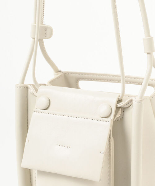 Ray BEAMS（レイビームス）の「CONTROL FREAK / デタッチャブル バッグ（ショルダーバッグ・レディース・ブラック/オフホワイト・ONE SIZE）」の9枚目の写真