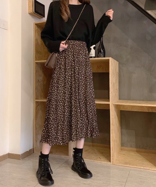 KOR（ケーオーアール）の「小花柄ロングスカート（スカート・レディース・ブラック/ブラウン・S/M/L/XL）」の8枚目の写真