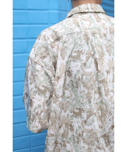 CREARE -LINO-（クレアーレリノ）の「総柄ビックシルエットシャツ<ユニセックス>（シャツ/ブラウス・メンズ・グリーン/ブルー・L/M）」の8枚目の写真