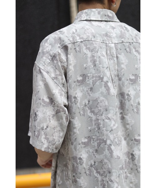 CREARE -LINO-（クレアーレリノ）の「総柄ビックシルエットシャツ<ユニセックス>（シャツ/ブラウス・メンズ・グリーン/ブルー・L/M）」の18枚目の写真